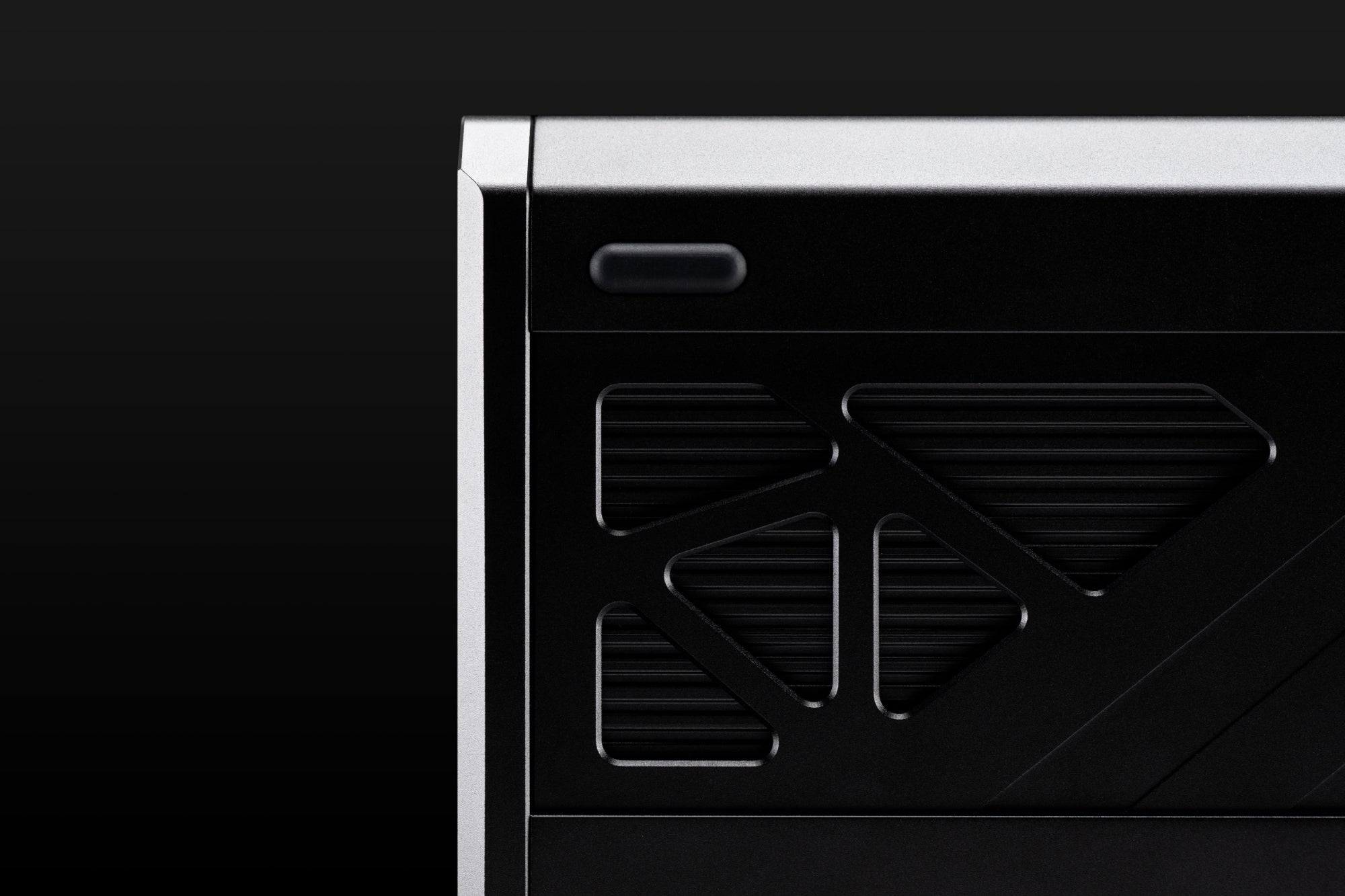 EV63 暗面 RS 版 underside design detail – left corner